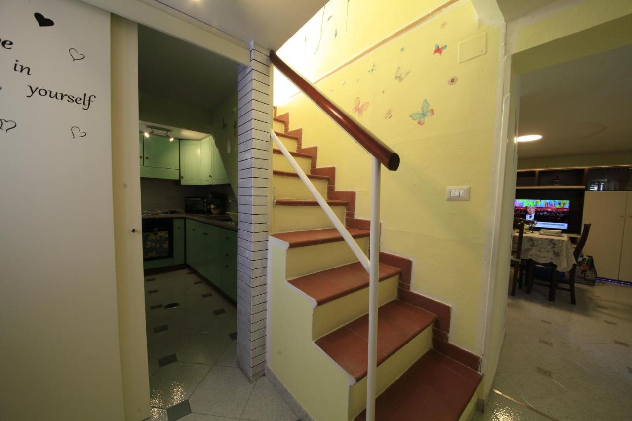 Ferienwohnung Dolls House Minori Exterior foto
